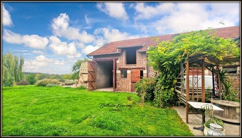  Proche de GRANDPRE (08) Authentique corps de ferme r�nov� de 172m� avec d�pendances sur 1800m� de terrain Maison - 5 pi�ce(s) - 164 m�