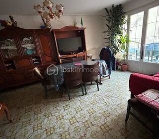  Maison � vendre 10 pi�ces 190 m�