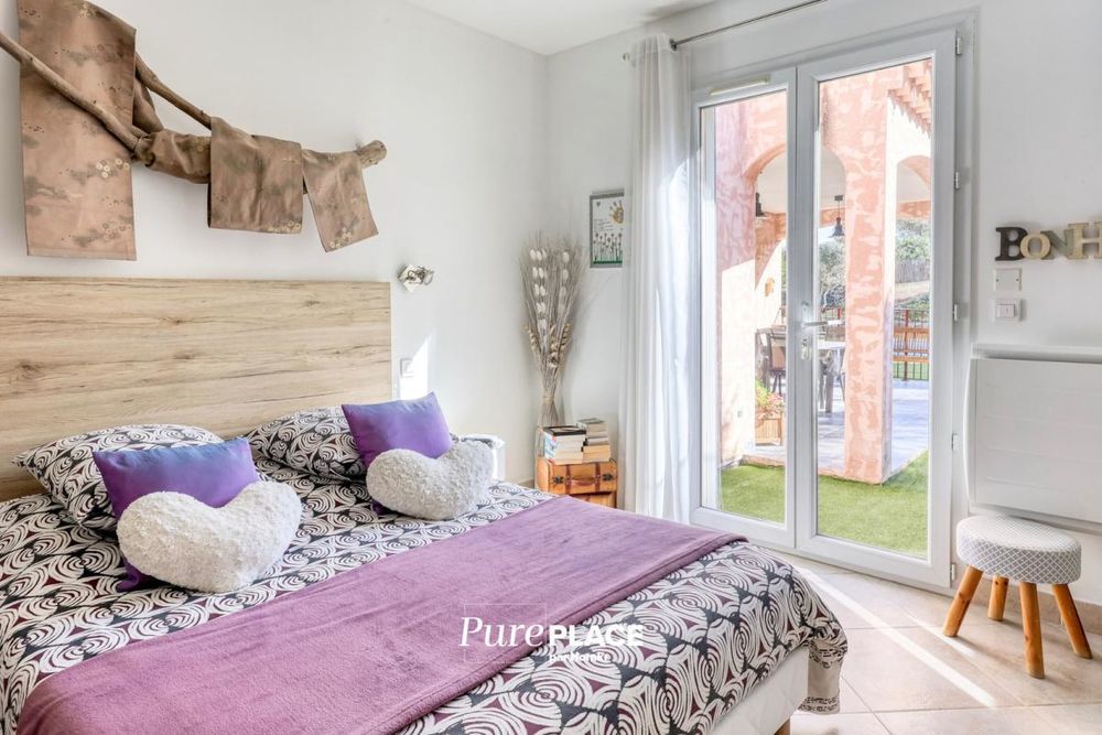 � vendre  Maison La Cadi�re-d'Azur (83740)