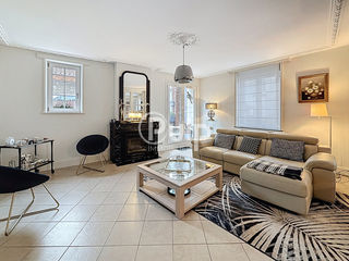  Propri�t�/ch�teau � vendre 15 + pi�ces 340 m�