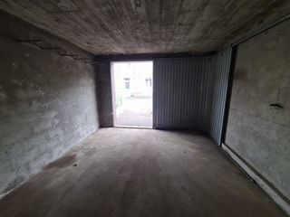  Parking / Garage � vendre 1 pi�ce 18 m�