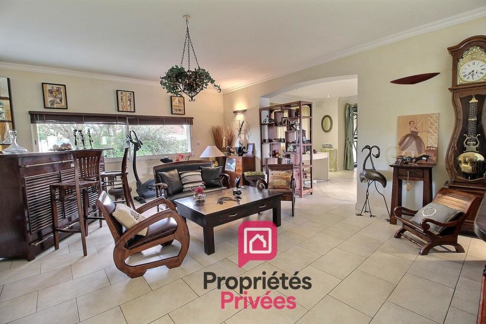 � vendre  Maison Villemandeur (45700)