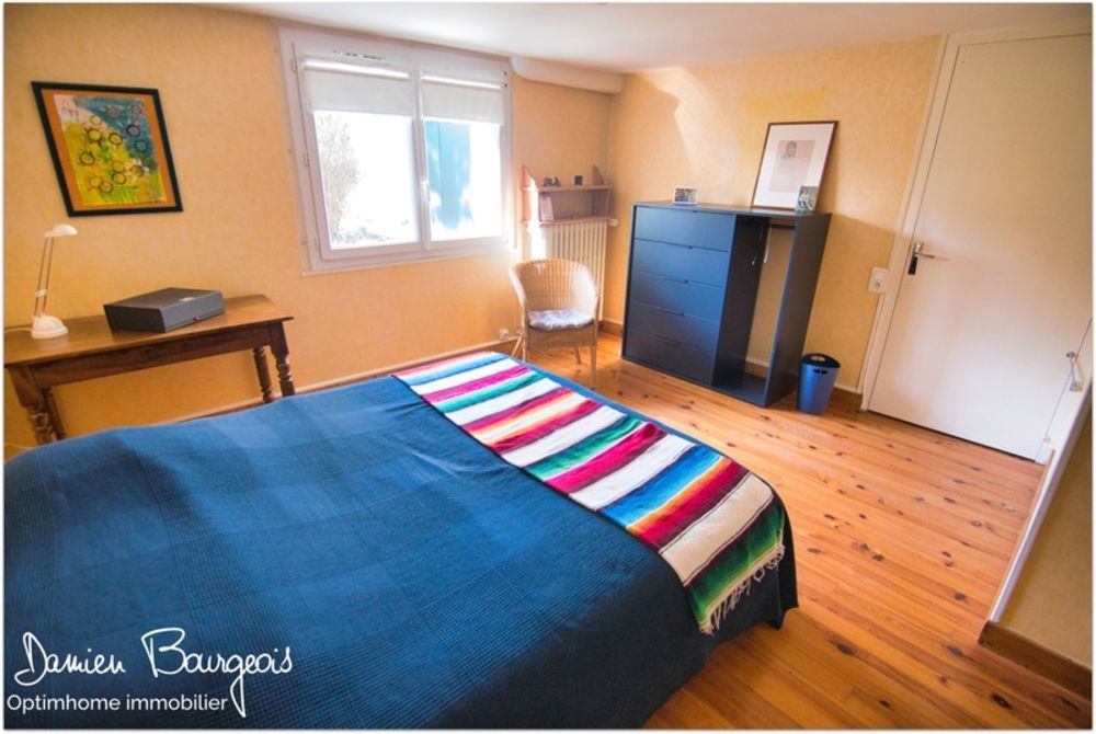 � vendre  Maison Saint-Genis-Pouilly (01630)