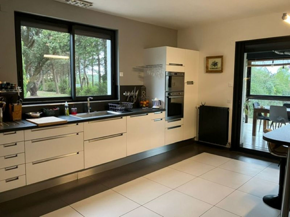 � vendre  Villa P�zenas (34120)