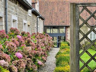  Propri�t�/ch�teau � vendre 9 pi�ces 669 m�