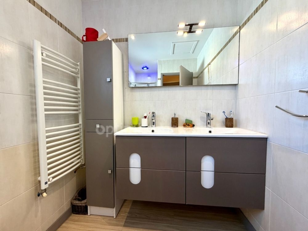 � vendre  Villa Le Grau-du-Roi (30240)