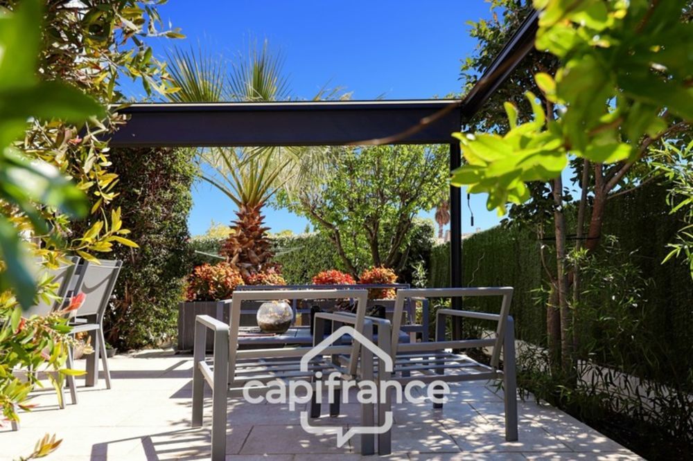 � vendre  Villa Saint-Cyr-sur-Mer (83270)