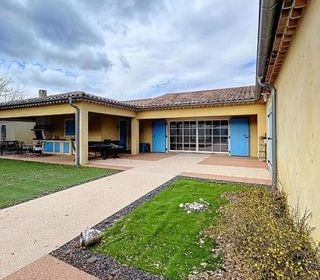  Villa � vendre 7 pi�ces 220 m�