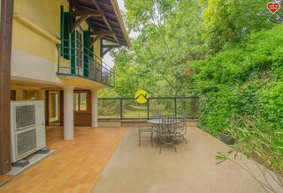  Appartement � vendre 6 pi�ces 106 m�