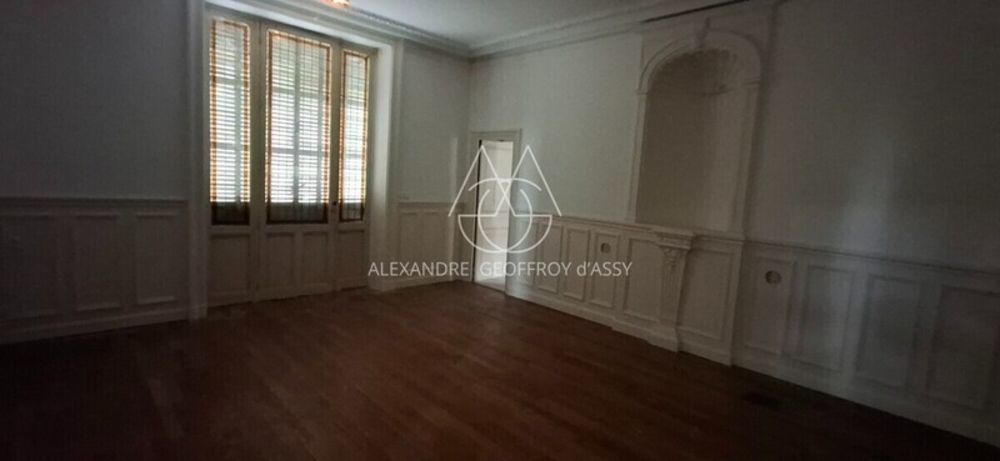 � vendre  Propri�t�/ch�teau Tours (37000)