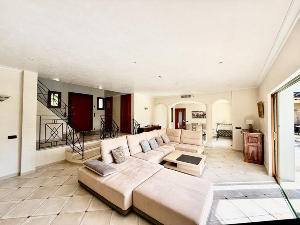 � vendre  Villa Grasse (06130)