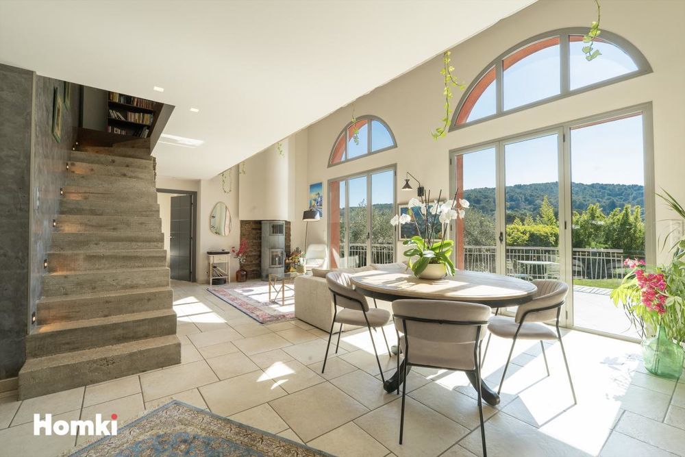 � vendre  Villa Vallauris (06220)