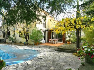  Villa � vendre 6 pi�ces 165 m�