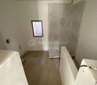  Immeuble � vendre 6 pi�ces 150 m�