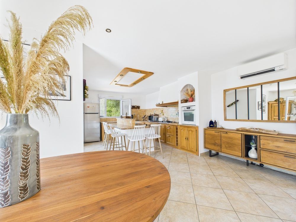 � vendre  Villa Afa (20167)