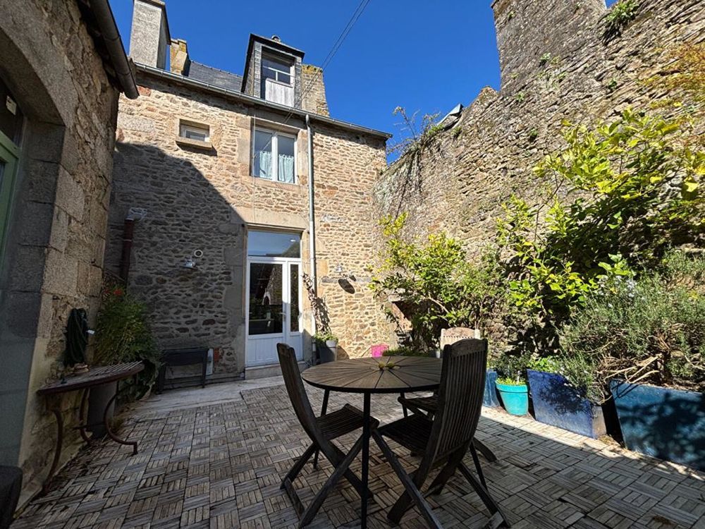 � vendre  Maison Dinan (22100)
