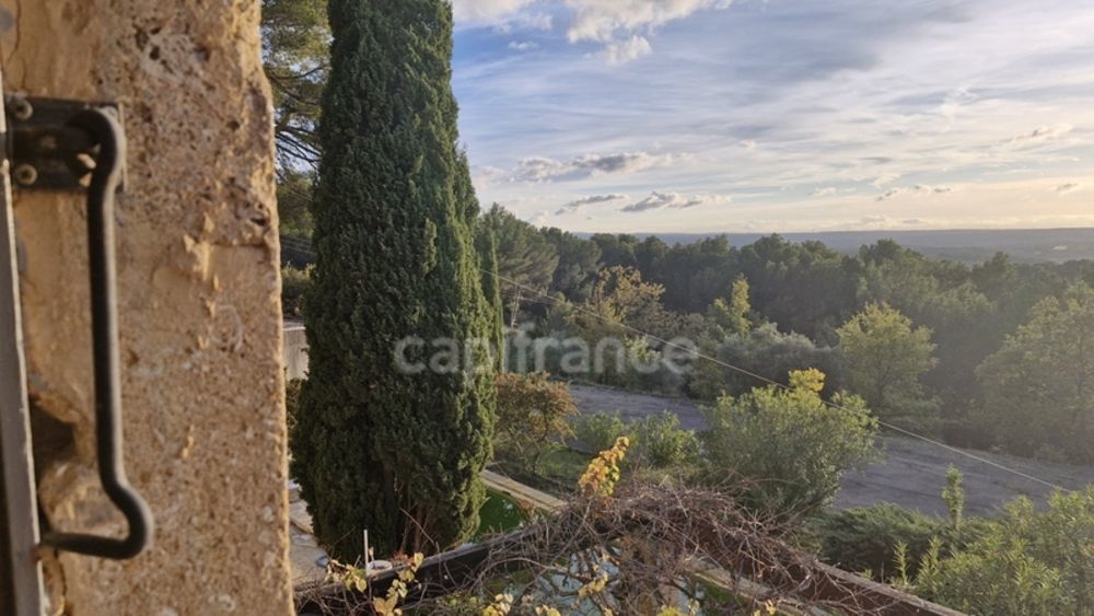 � vendre  Maison �guilles (13510)