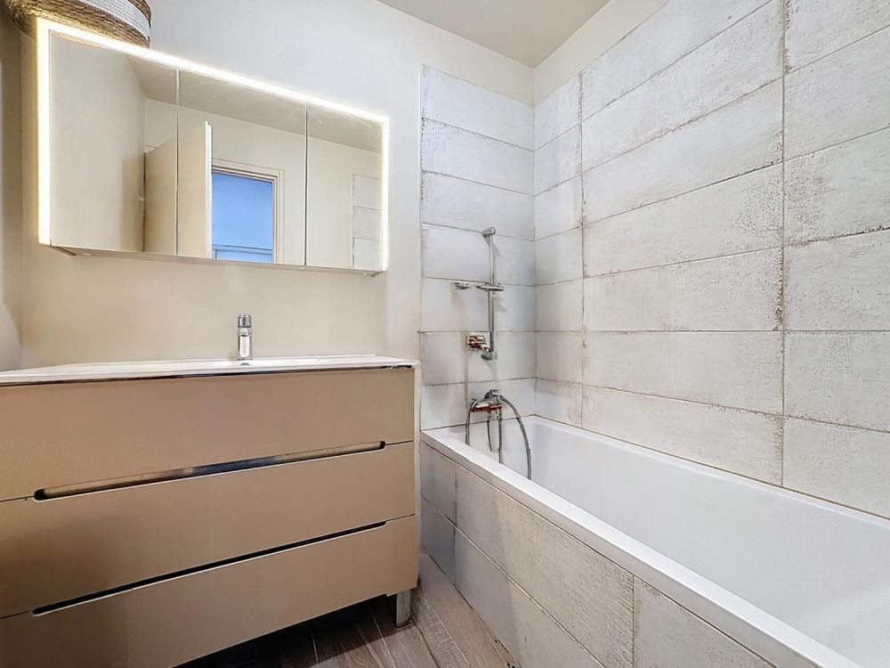 � vendre  Appartement Marseille 8