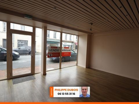 A VENDRE 110 M&sup2; DE BUREAUX DE PLAIN PIED A ROCHEFORT (17) 215000 17300 Rochefort