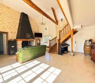  Propri�t�/ch�teau � vendre 9 pi�ces 182 m�