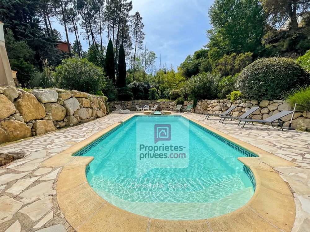 � vendre  Maison Montauroux (83440)