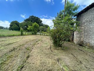  Remise / Grange � vendre 1 pi�ce 170 m�