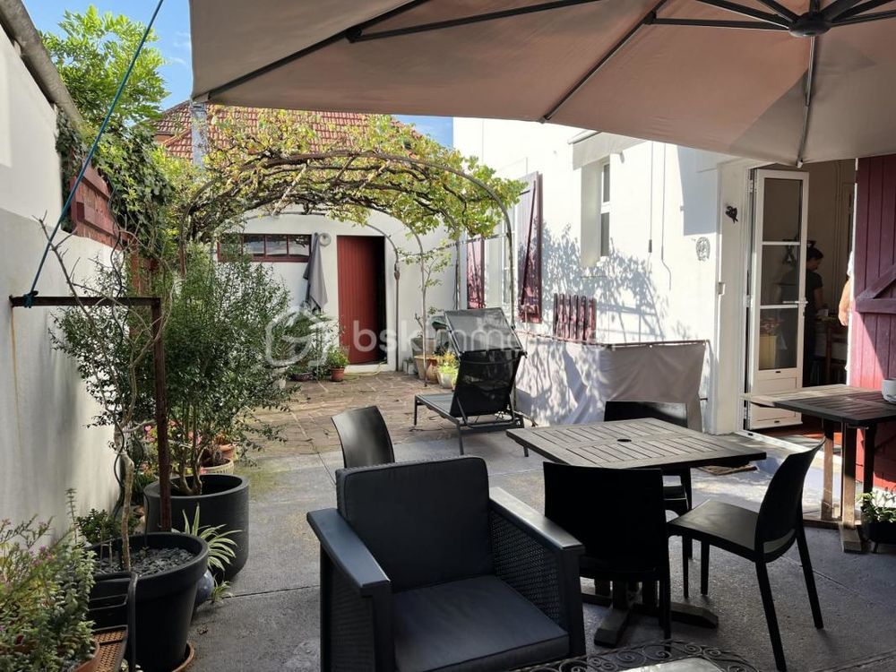 � vendre  Villa Biarritz (64200)