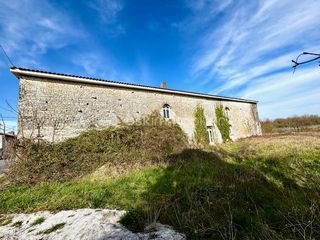  Remise / Grange � vendre 2 pi�ces 250 m�