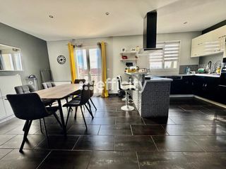  Villa � vendre 7 pi�ces 140 m�