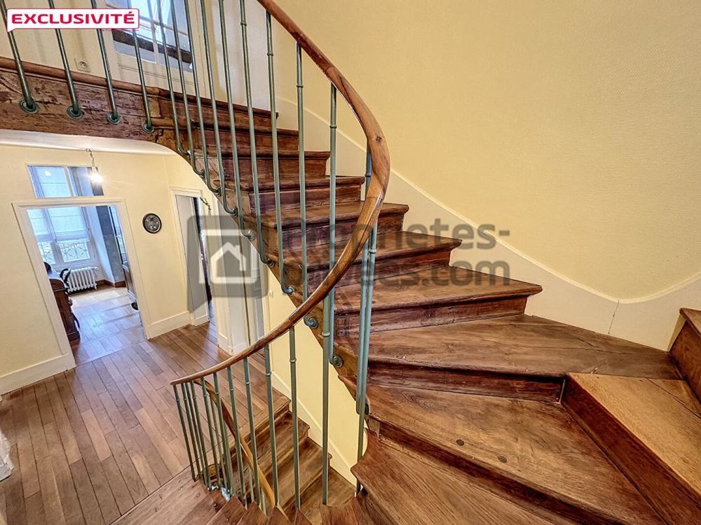 � vendre  Propri�t�/ch�teau Brie-Comte-Robert (77170)