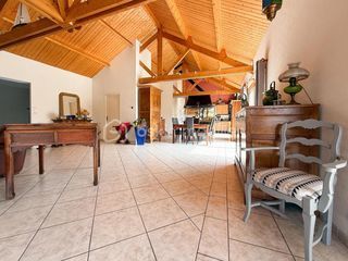  Propri�t�/ch�teau � vendre 7 pi�ces 200 m�