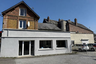  Immeuble � vendre 6 pi�ces 220 m�