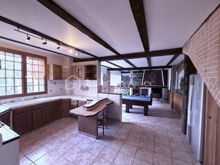  Maison � vendre 7 pi�ces 205 m�