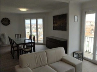  Immeuble � vendre 7 pi�ces 550 m�