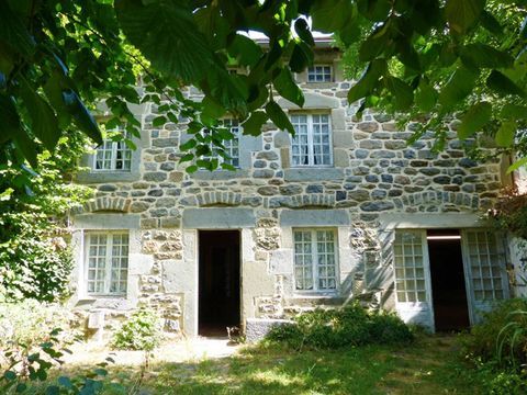   Remarquable Maison en pierre � Saint-Julien-Chapteuil Maison - 8 pi�ce(s) - 220 m�