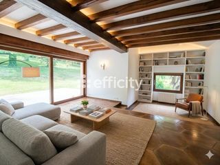  Maison � vendre 10 pi�ces 262 m�