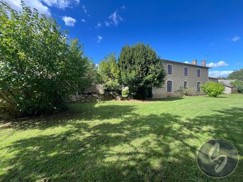   ANCIENNE FERME 3 MINUTES ST MAIXENT OU ENSOA Maison - 7 pi�ce(s) - 214 m�