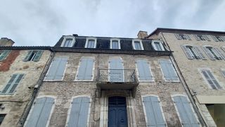  Immeuble � vendre 9 pi�ces 165 m�