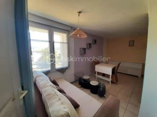  Immeuble � vendre 15 + pi�ces 400 m�