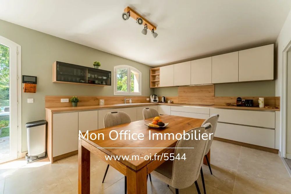 � vendre  Villa Aix-en-Provence (13100)