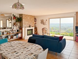  Maison � vendre 4 pi�ces 145 m�