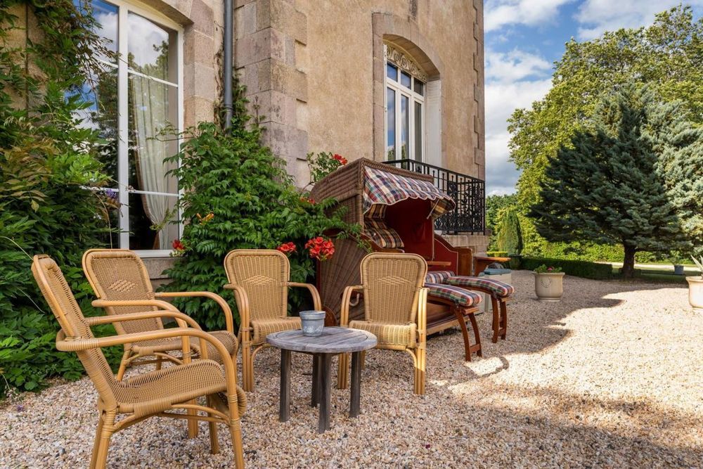 � vendre  Propri�t�/ch�teau Bussi�re-Galant (87230)