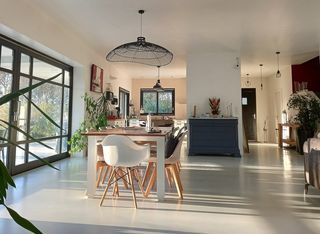  Maison � vendre 14 pi�ces 325 m�