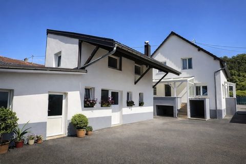  Propri�t� de charme avec d�pendance de 189 m2, piscine et verger � Illfurth Maison - 6 pi�ce(s) - 189 m�