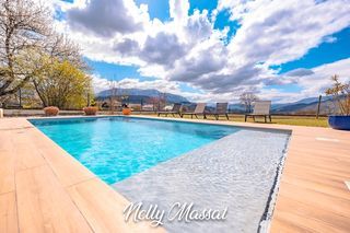  Villa � vendre 8 pi�ces 205 m�