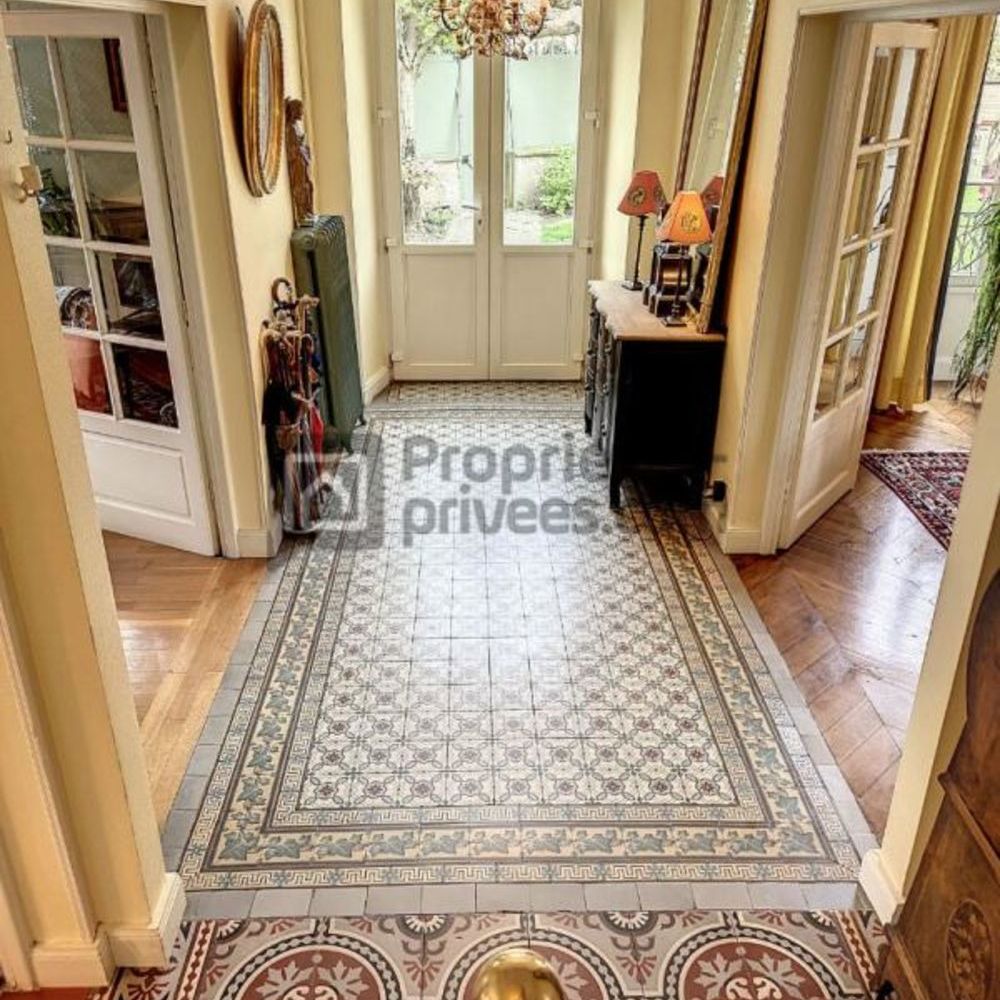 � vendre  Propri�t�/ch�teau Brie-Comte-Robert (77170)