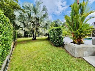  Villa � vendre 4 pi�ces 200 m�