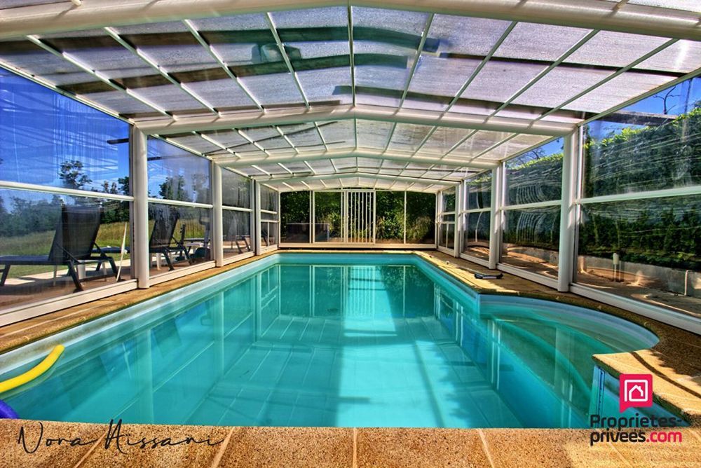 � vendre  Propri�t�/ch�teau Montmorot (39570)