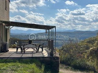  Propri�t�/ch�teau � vendre 7 pi�ces 150 m�