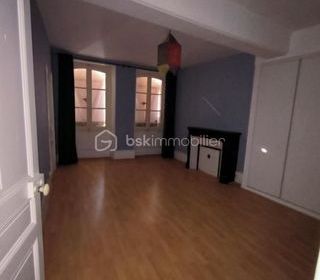  Immeuble � vendre 7 pi�ces 228 m�